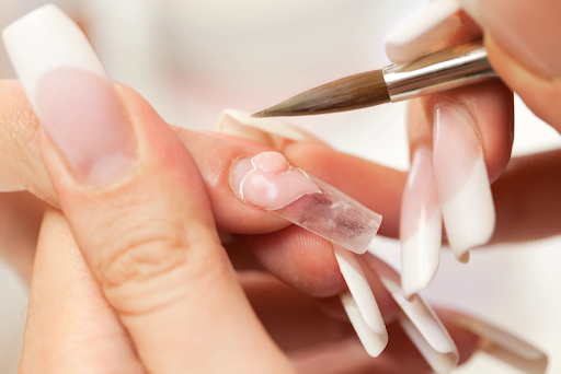 In general, the manicure process rarely lasts more than 2 hours.