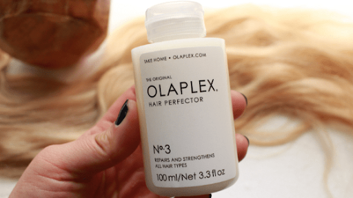 It is not compulsory, but it is recommended to wash your hair before using Olaplex 3. 