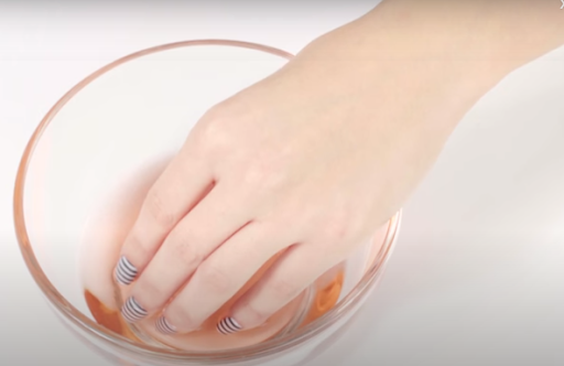 Soak Your Nails In Lacquer Remover